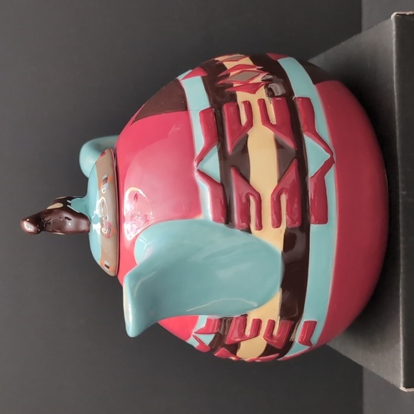 Pendleton Home Collection,Blue/Red Ranch house Tea Pot. - Picture 3 of 11